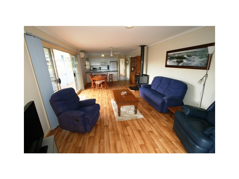 93 Teddy Bear Lane, Cowes VIC 3922