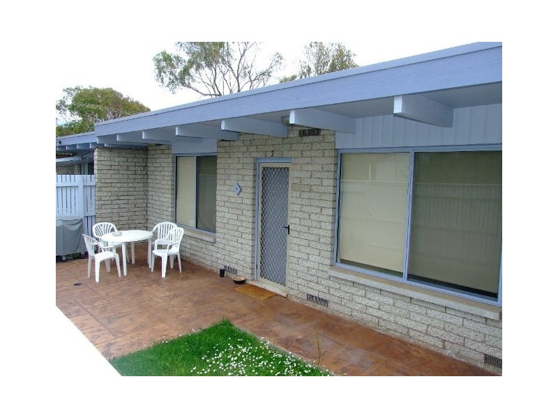 2/210 Church Street, Cowes VIC 3922