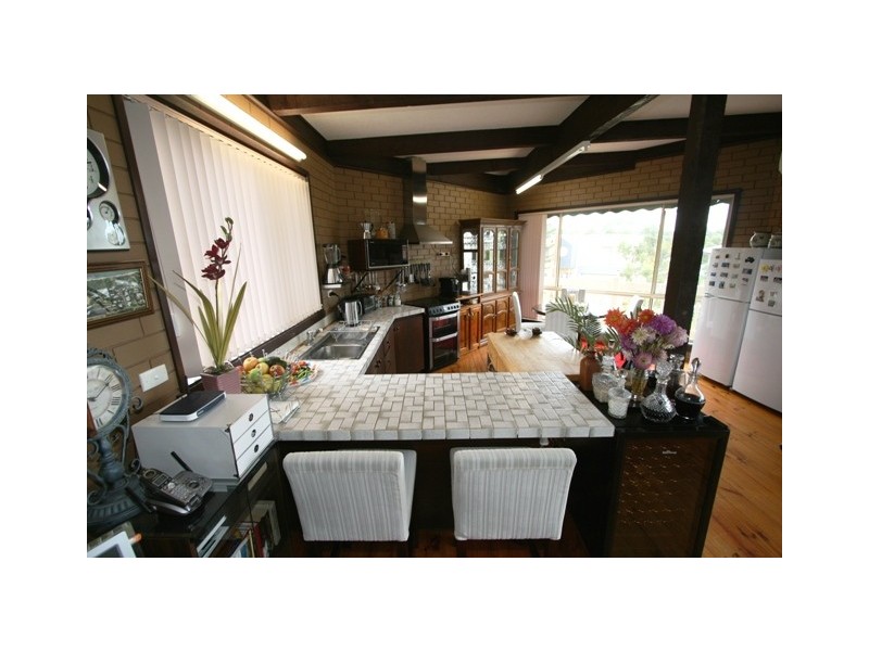 5 Sunseeker Court, Cowes VIC 3922