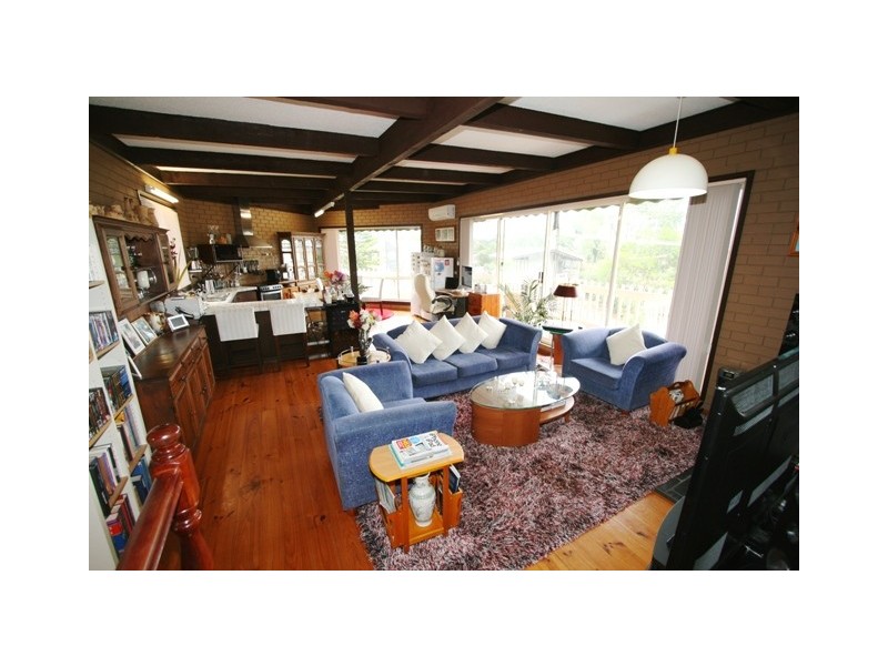 5 Sunseeker Court, Cowes VIC 3922