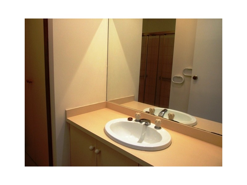 4/16-18 Church Street, Cowes VIC 3922