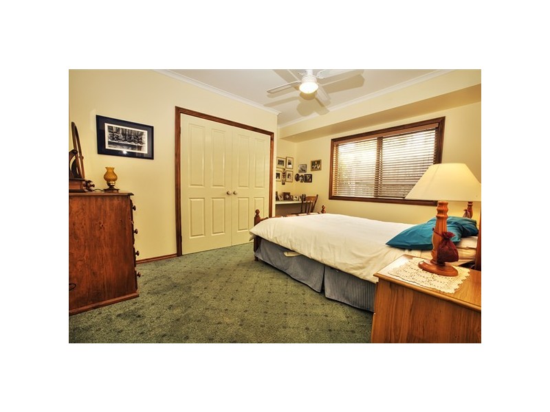 8 Hotham Close, Cowes VIC 3922