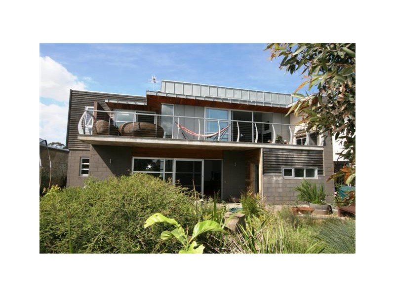 18 Anthony Court, Cowes VIC 3922