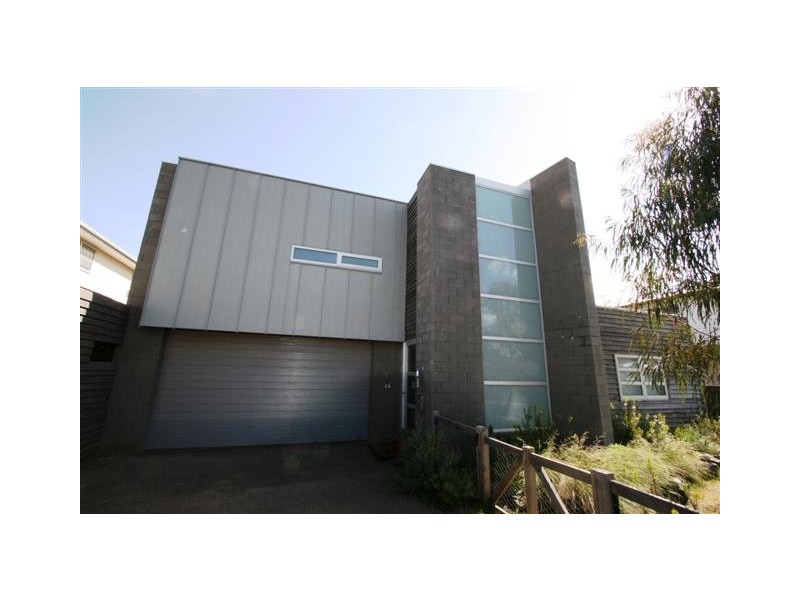 18 Anthony Court, Cowes VIC 3922