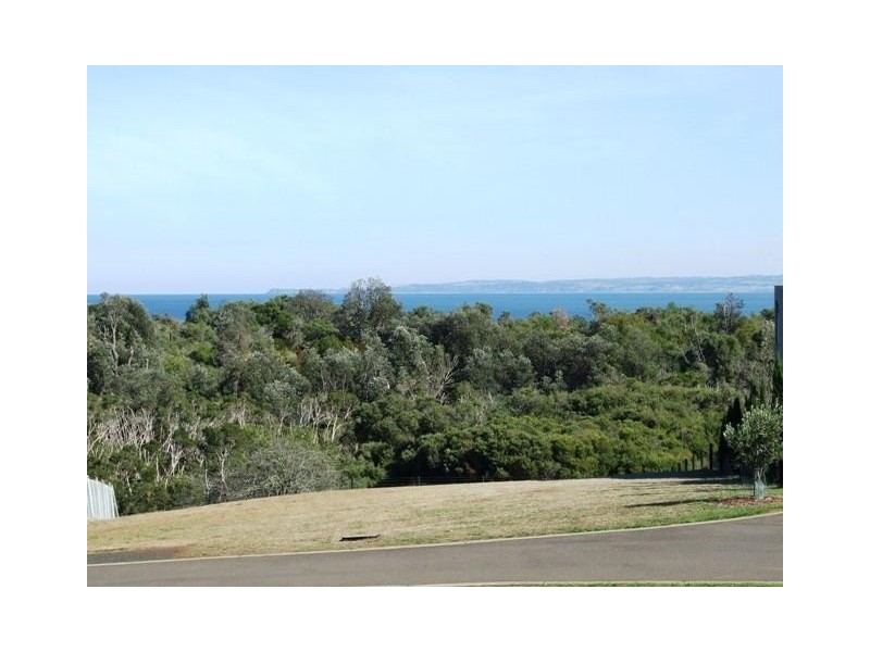 8 Toscana Rise, Cowes VIC 3922