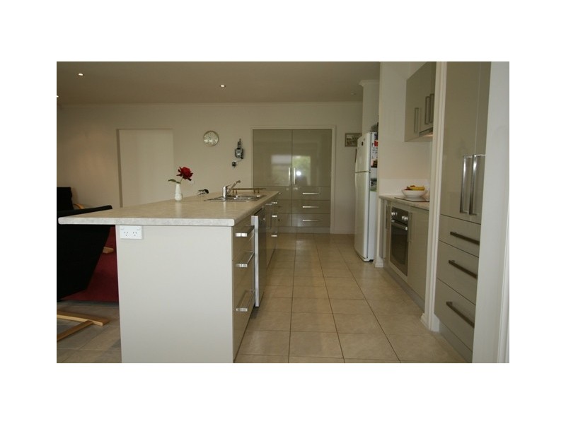 25 Norman Drive, Cowes VIC 3922