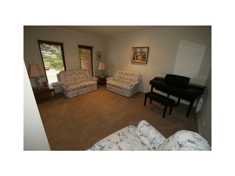 25 Norman Drive, Cowes VIC 3922