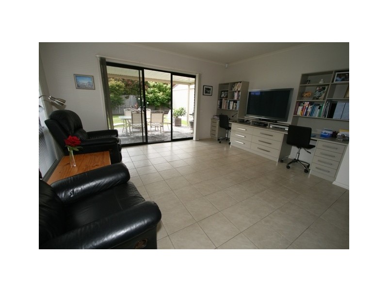 25 Norman Drive, Cowes VIC 3922