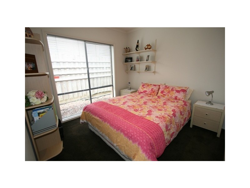 25 Norman Drive, Cowes VIC 3922