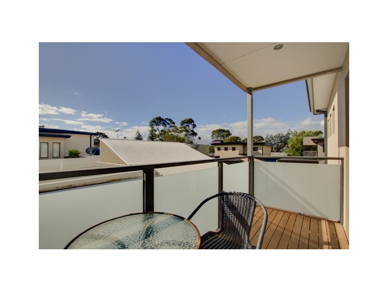 10/55 Chapel Street, Cowes VIC 3922