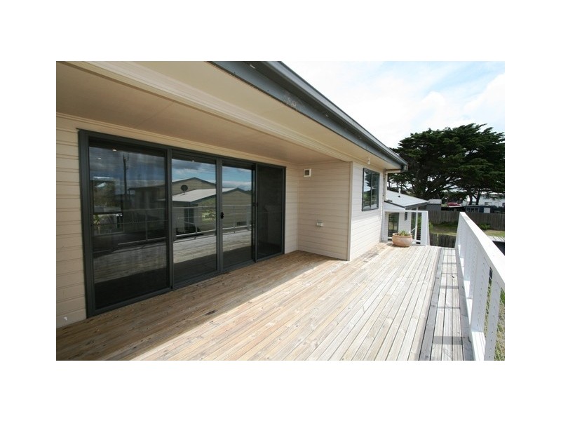 2/141 Phillip Island Road, Surf Beach VIC 3922