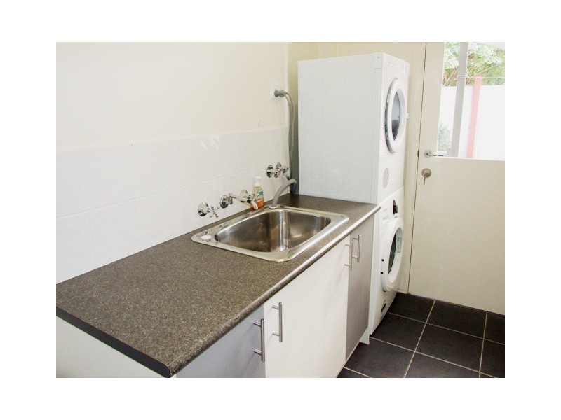 1/236 Church Street, Cowes VIC 3922