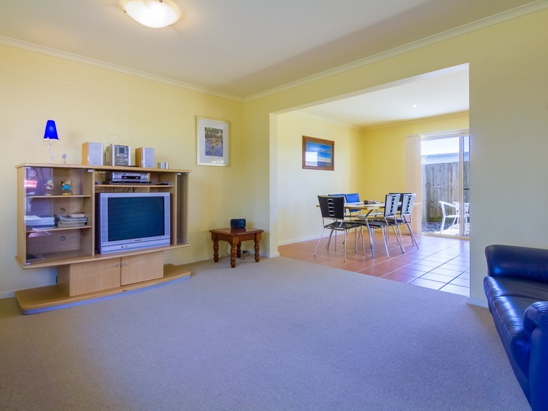 5/6 Hollydene Court, Cowes VIC 3922