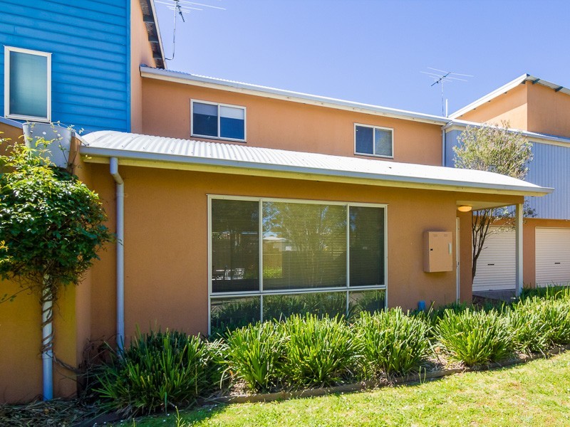 5/6 Hollydene Court, Cowes VIC 3922