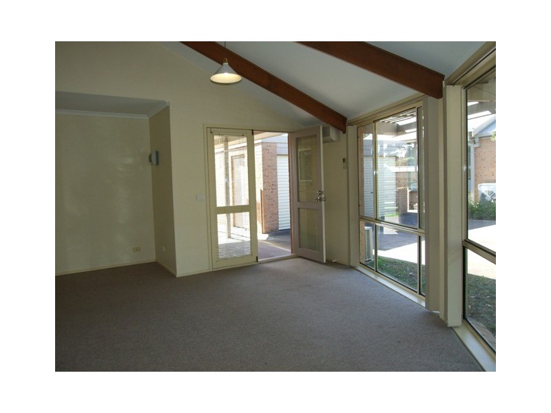 1/30 Wyndham Avenue, Cowes VIC 3922