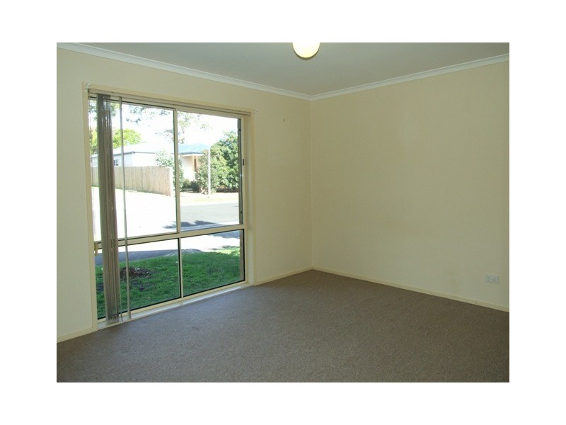 1/30 Wyndham Avenue, Cowes VIC 3922