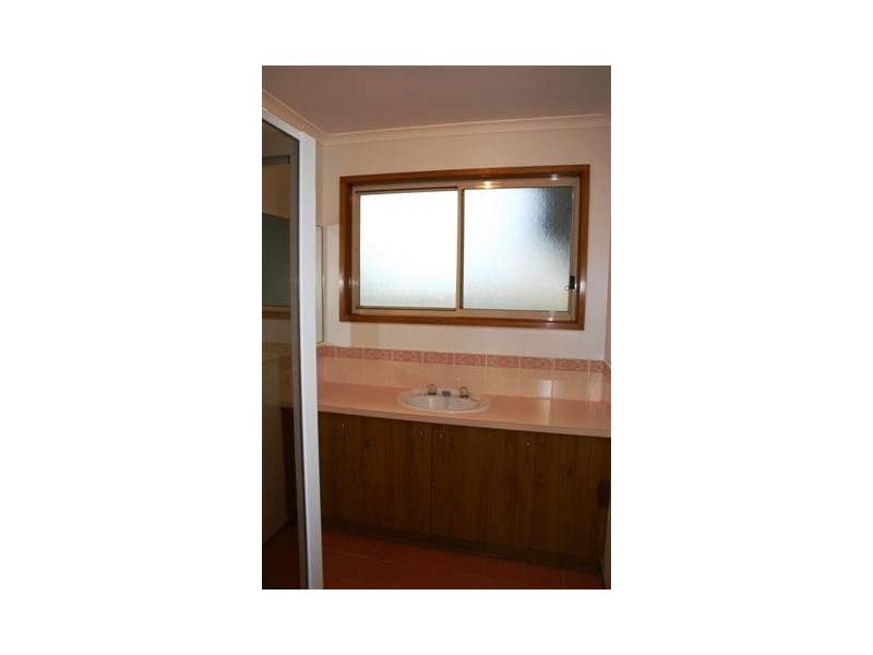 2 Dixon Street, Surf Beach VIC 3922