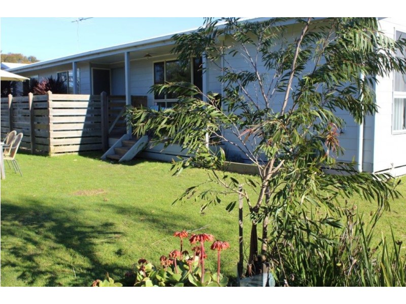 2 Dixon Street, Surf Beach VIC 3922