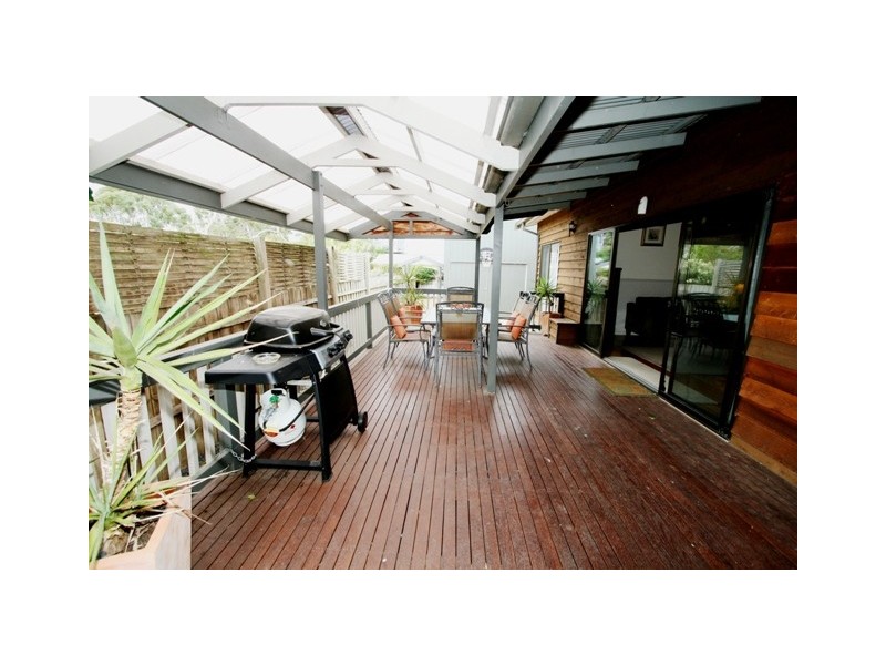 15 Lyall Street, Ventnor VIC 3922
