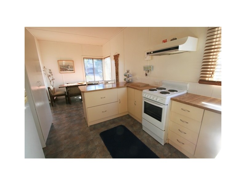 25 Raywood Avenue, Cowes VIC 3922