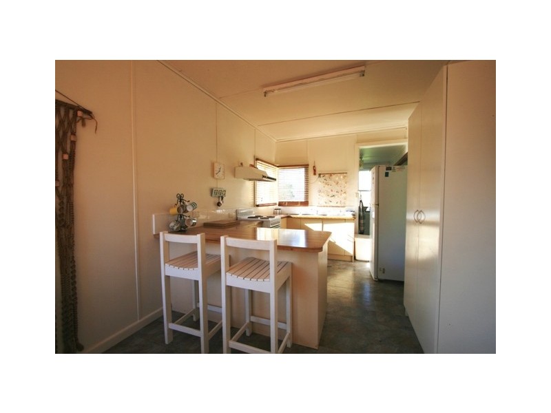 25 Raywood Avenue, Cowes VIC 3922