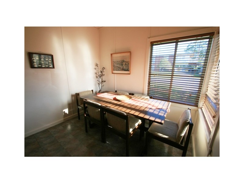 25 Raywood Avenue, Cowes VIC 3922