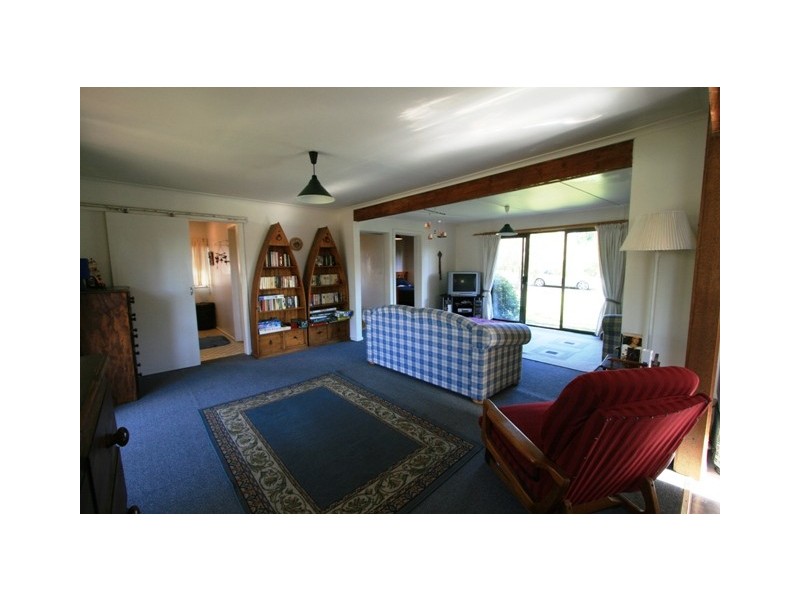 25 Raywood Avenue, Cowes VIC 3922