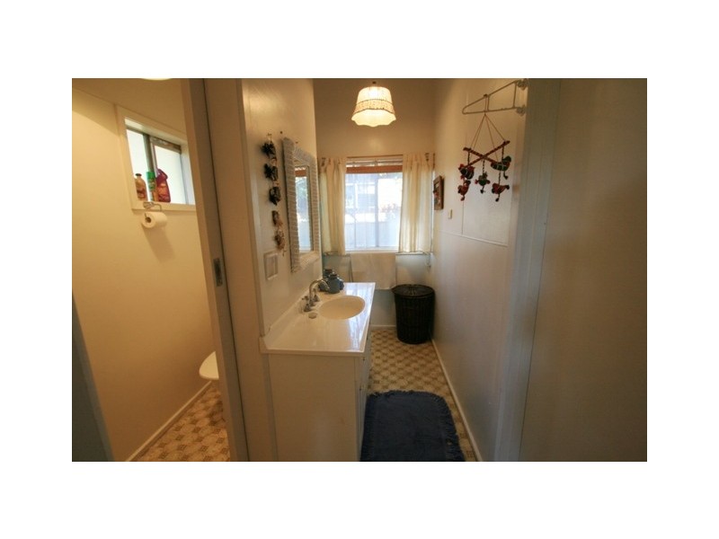 25 Raywood Avenue, Cowes VIC 3922