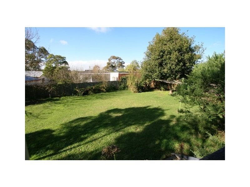 25 Raywood Avenue, Cowes VIC 3922