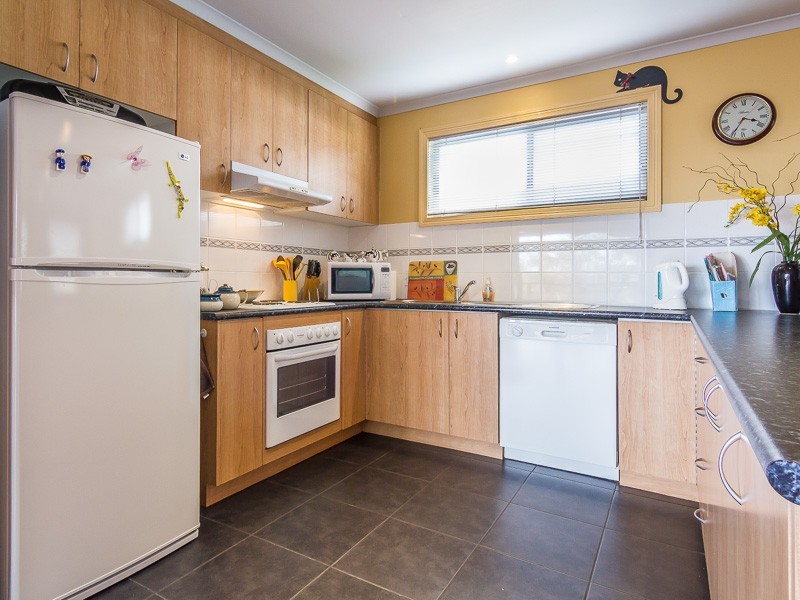 33 Broadwater Avenue, Cape Woolamai VIC 3925