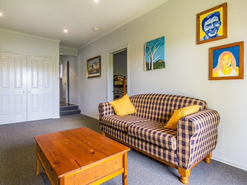 33 Broadwater Avenue, Cape Woolamai VIC 3925