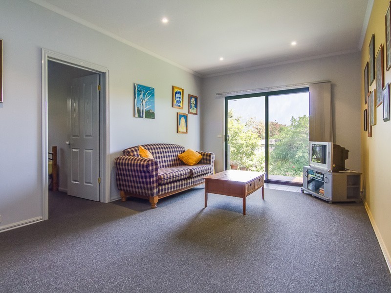 33 Broadwater Avenue, Cape Woolamai VIC 3925
