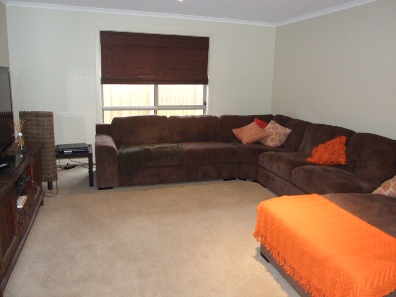 7 Boobook Grove, Cowes VIC 3922