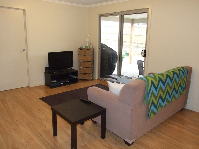 7 Boobook Grove, Cowes VIC 3922