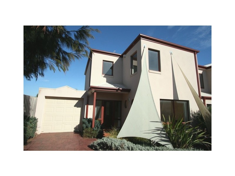 7/83 Chapel Street, Cowes VIC 3922