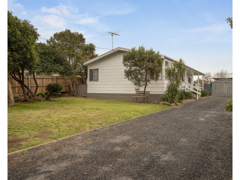 4 Hallway Drive, Wimbledon Heights VIC 3922