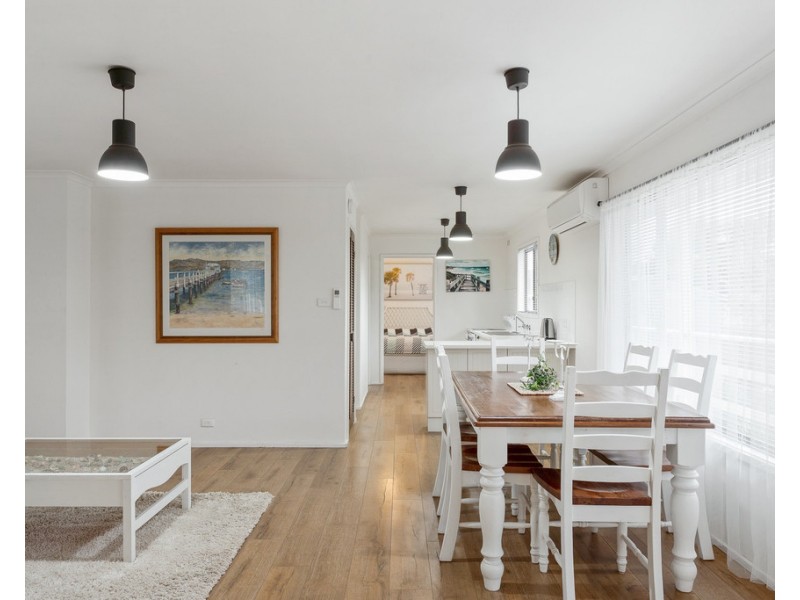 4 Hallway Drive, Wimbledon Heights VIC 3922