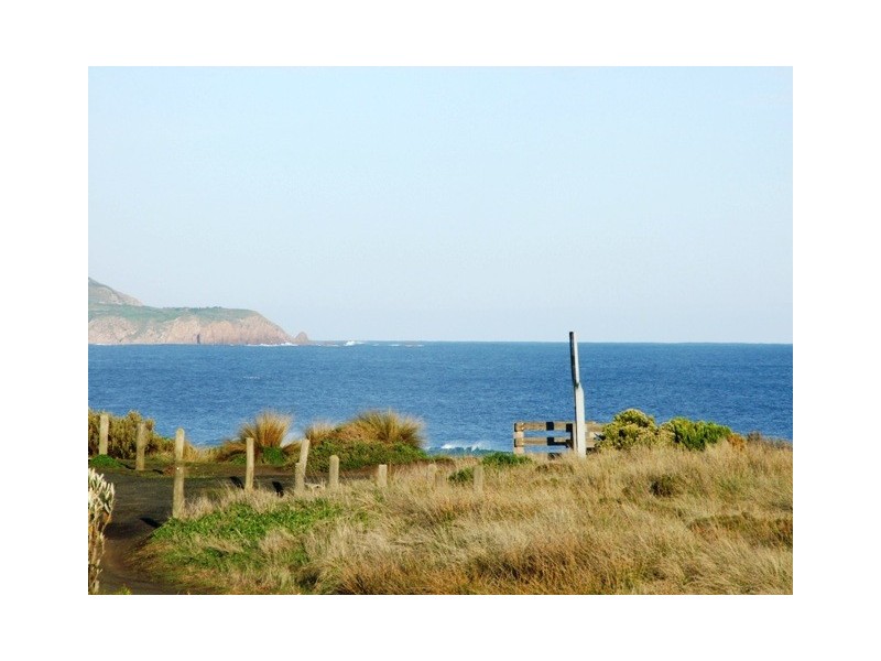 182 The Esplanade, Surf Beach VIC 3922