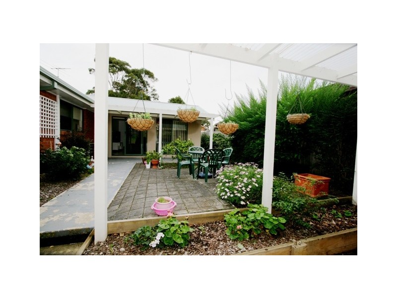 8 Walton Street, Cowes VIC 3922
