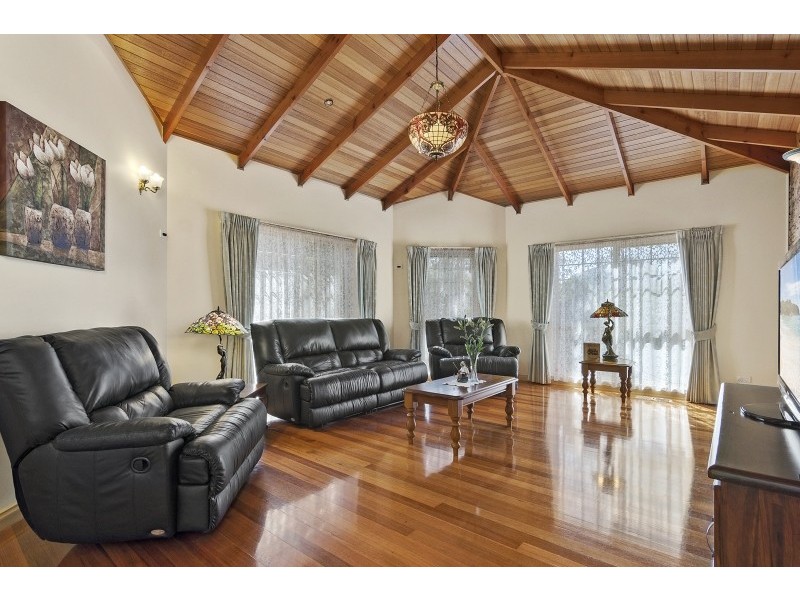 20 Justice Road, Cowes VIC 3922