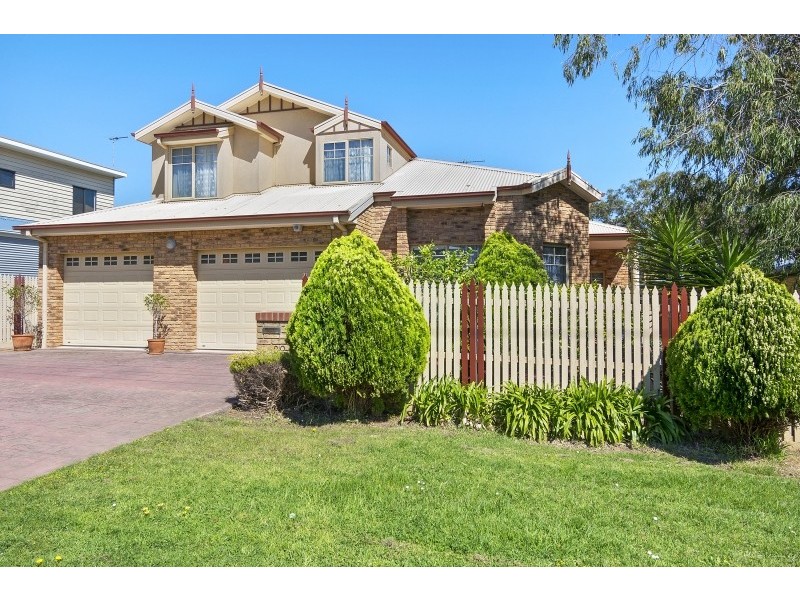 20 Justice Road, Cowes VIC 3922