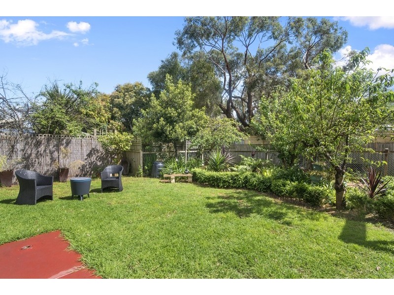 20 Justice Road, Cowes VIC 3922