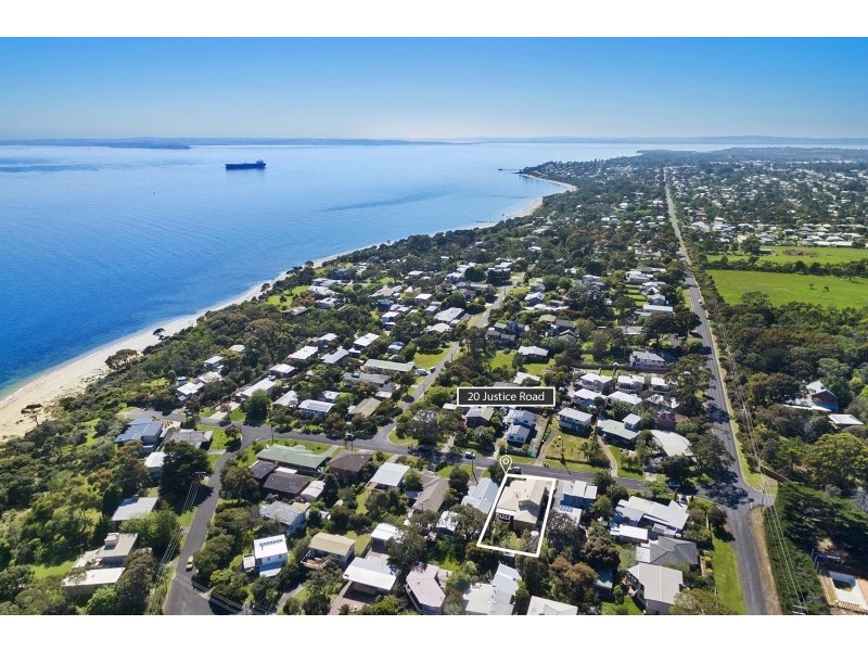 20 Justice Road, Cowes VIC 3922