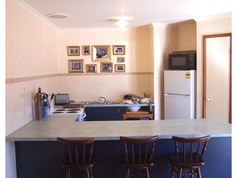 4 Waratah Close, Cowes VIC 3922