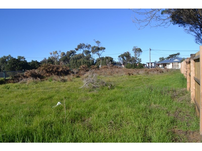 34 Elwood Avenue, Surf Beach VIC 3922
