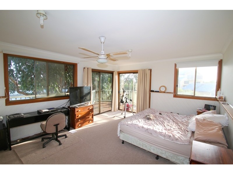 26 Anglers Road, Sunderland Bay VIC 3922