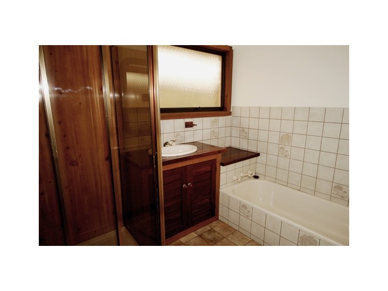 33 Walton Street, Cowes VIC 3922