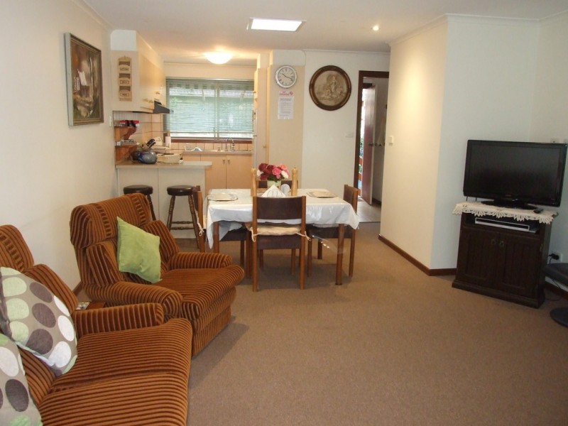 4/16-18 Church Street, Cowes VIC 3922