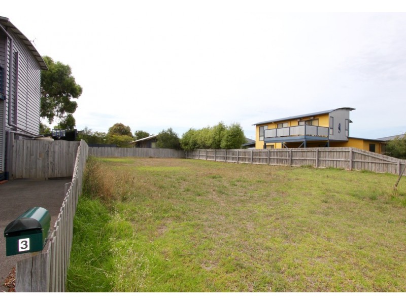 5 Matthew Court, Cowes VIC 3922
