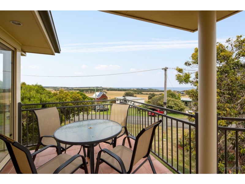 17 Bingley Crescent, Ventnor VIC 3922